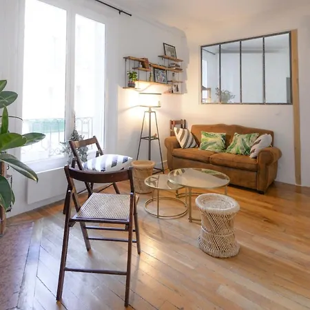 Apartment Cosy Design Apartment Near Montmartre