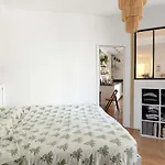 Cosy Design Apartment Near Montmartre